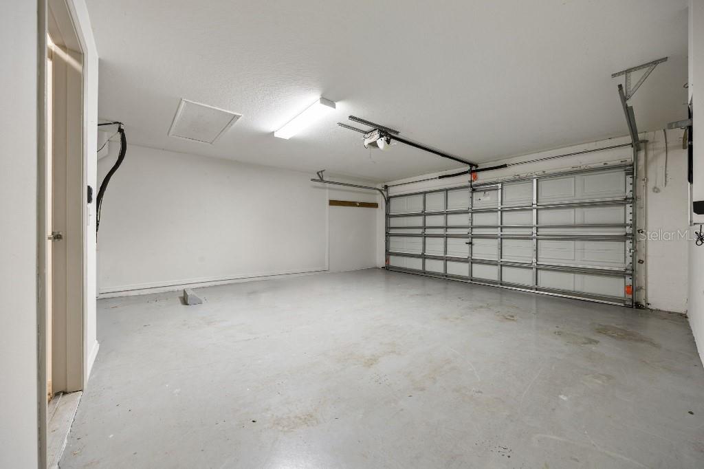 Image 30 of 34 For 10934 May Apple Court