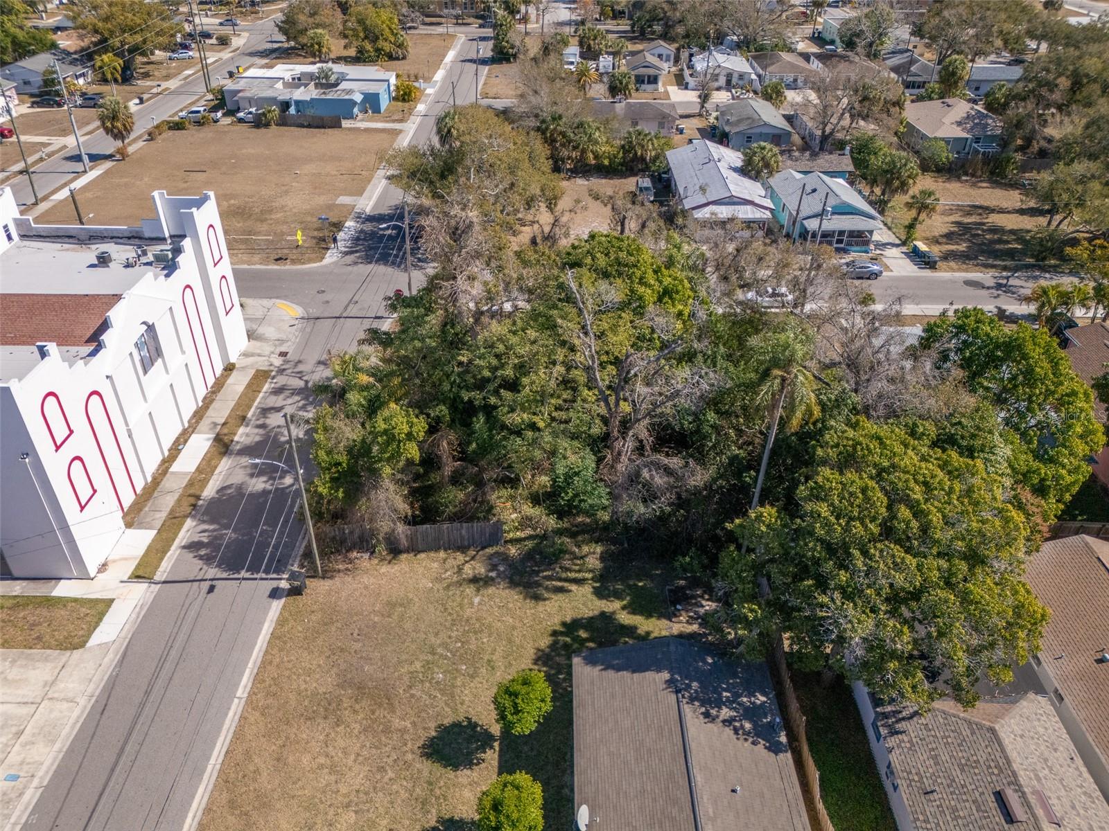Image 13 of 29 For 1408 Pennsylvania Avenue