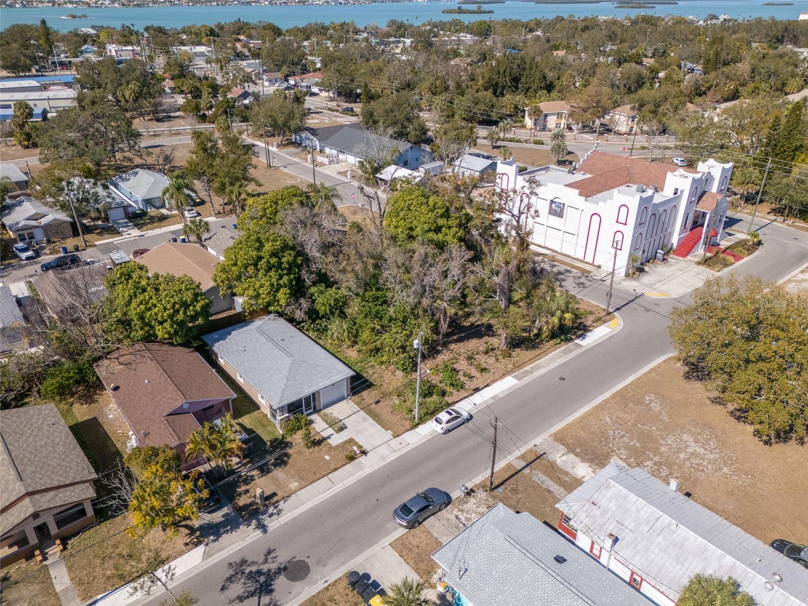 Image 16 of 29 For 1408 Pennsylvania Avenue