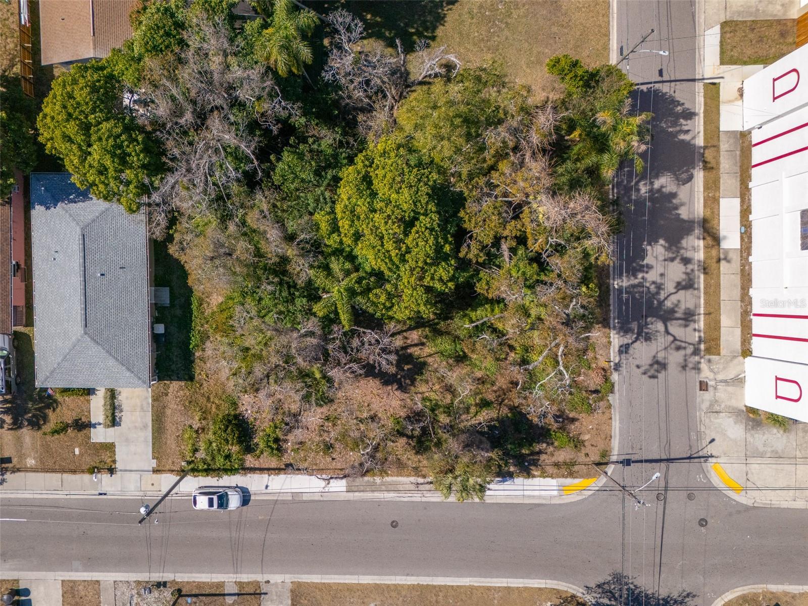 Image 3 of 29 For 1408 Pennsylvania Avenue