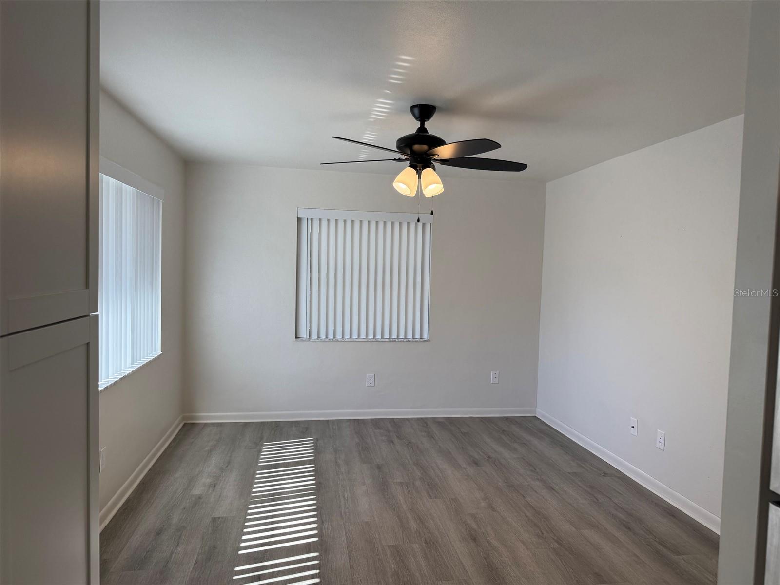 Image 32 of 44 For 2077 Envoy Court