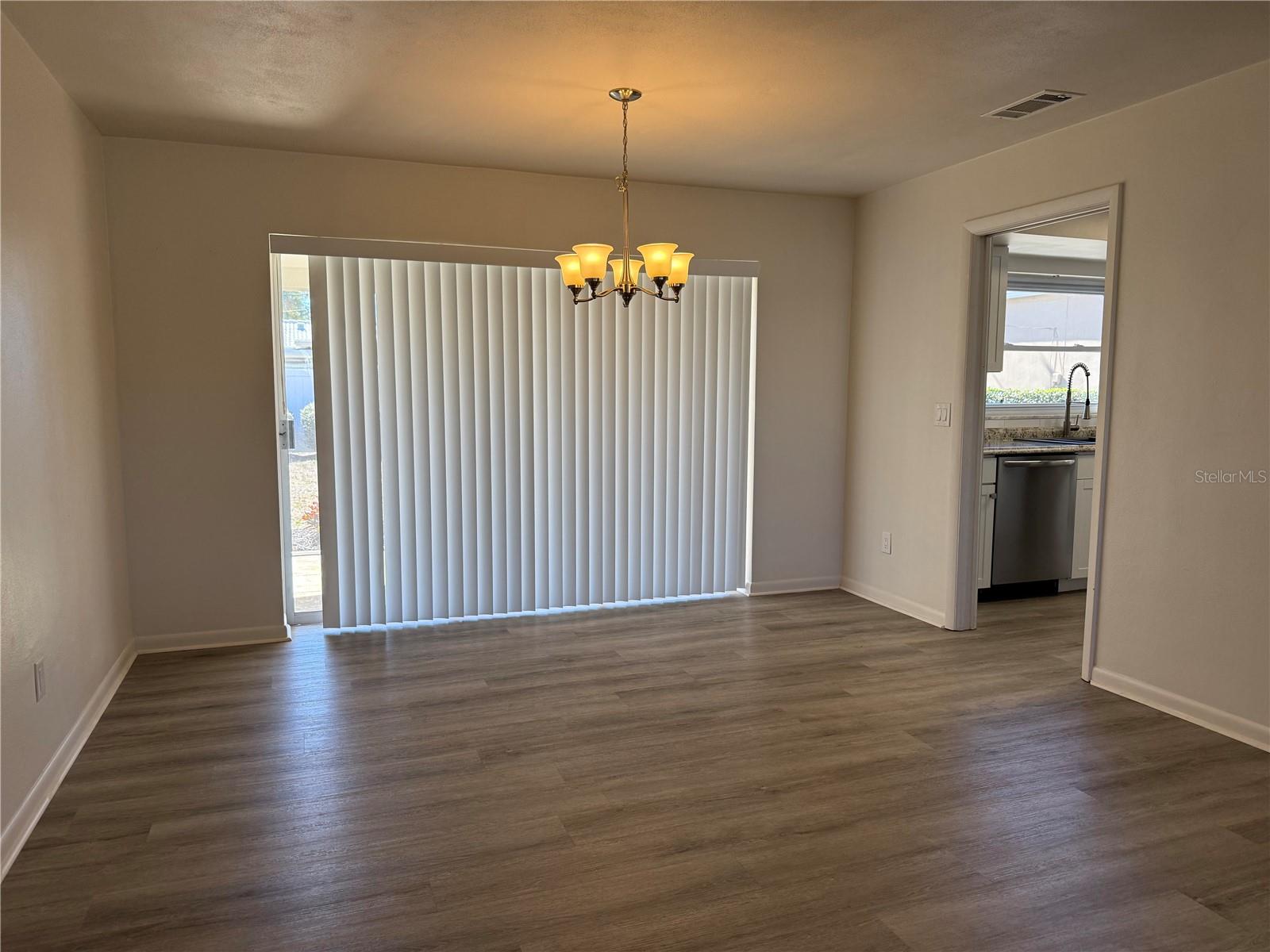 Image 4 of 44 For 2077 Envoy Court