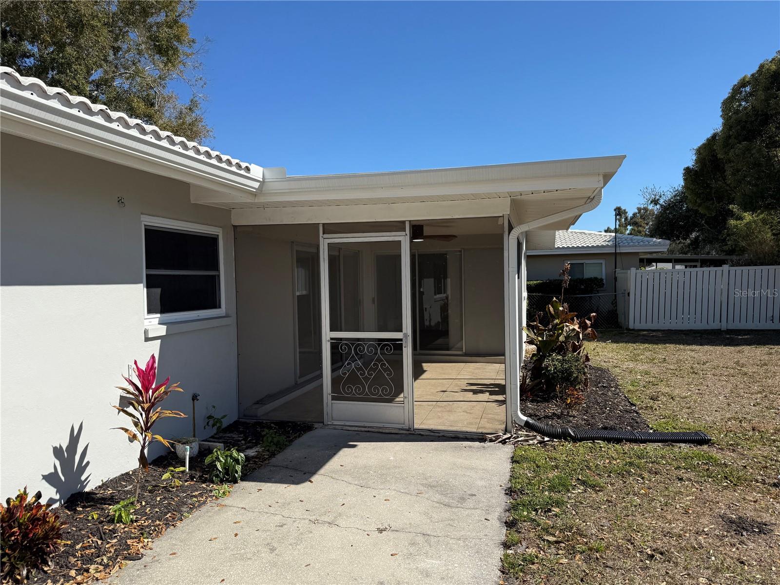 Image 40 of 44 For 2077 Envoy Court