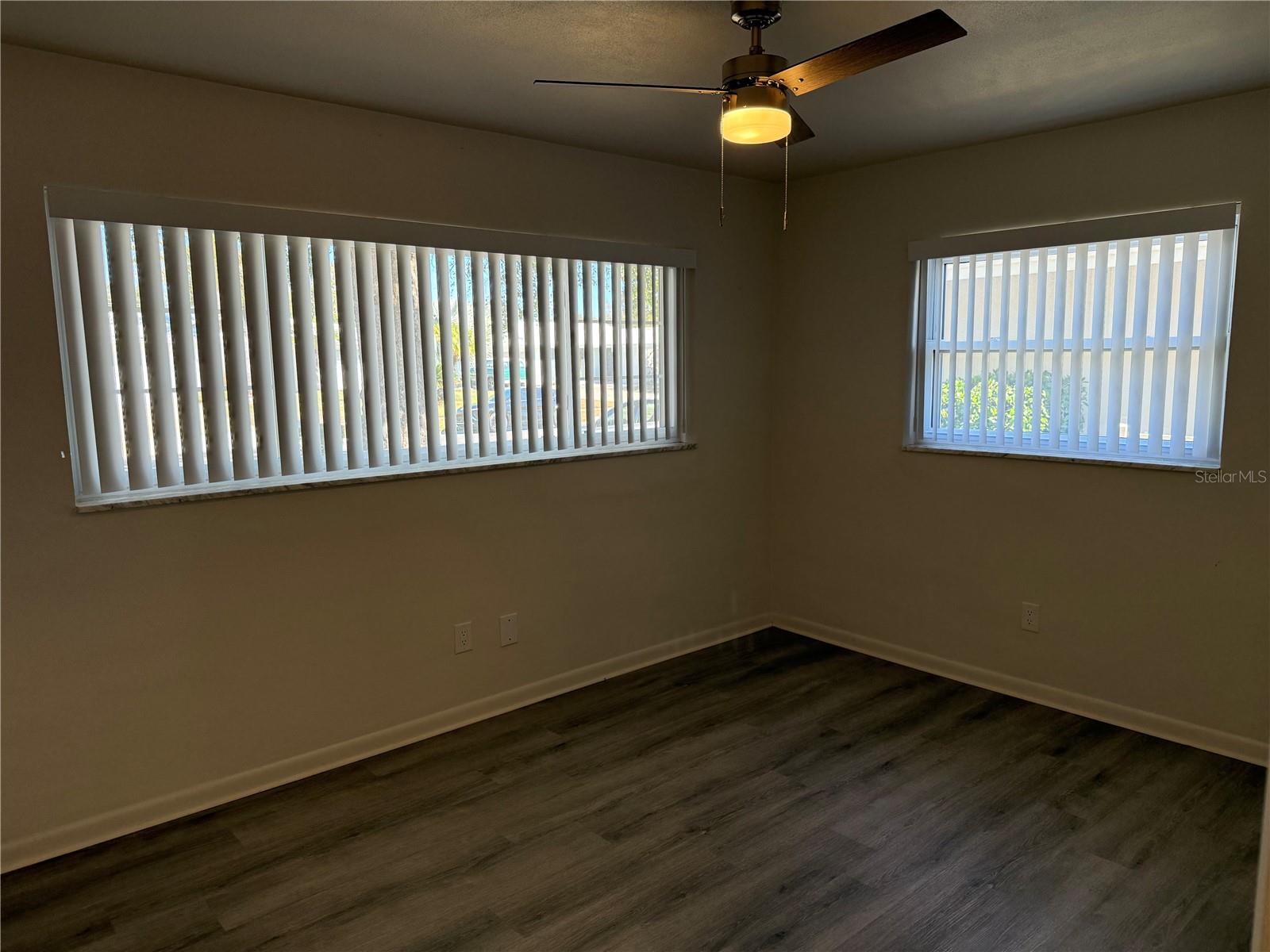 Image 8 of 44 For 2077 Envoy Court