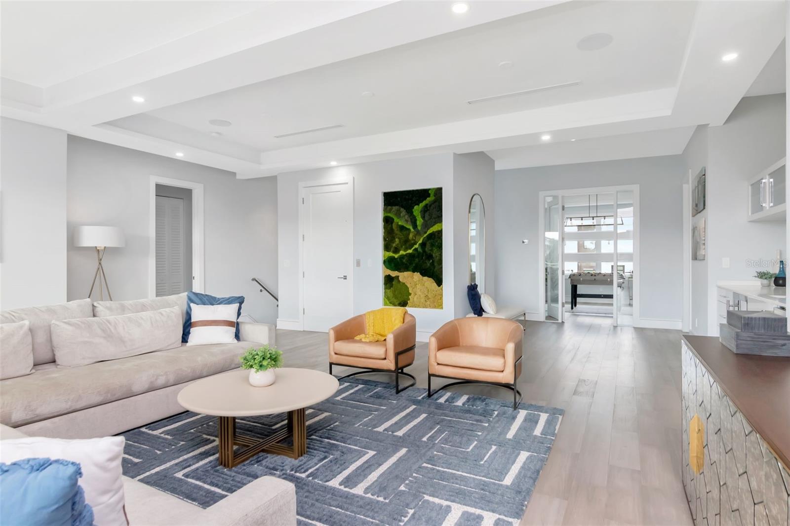 Image 27 of 42 For 4936 San Rafael Street