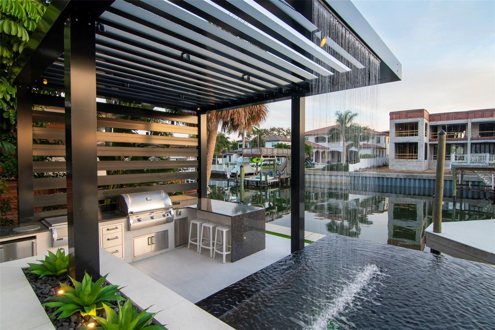 Image 33 of 42 For 4936 San Rafael Street