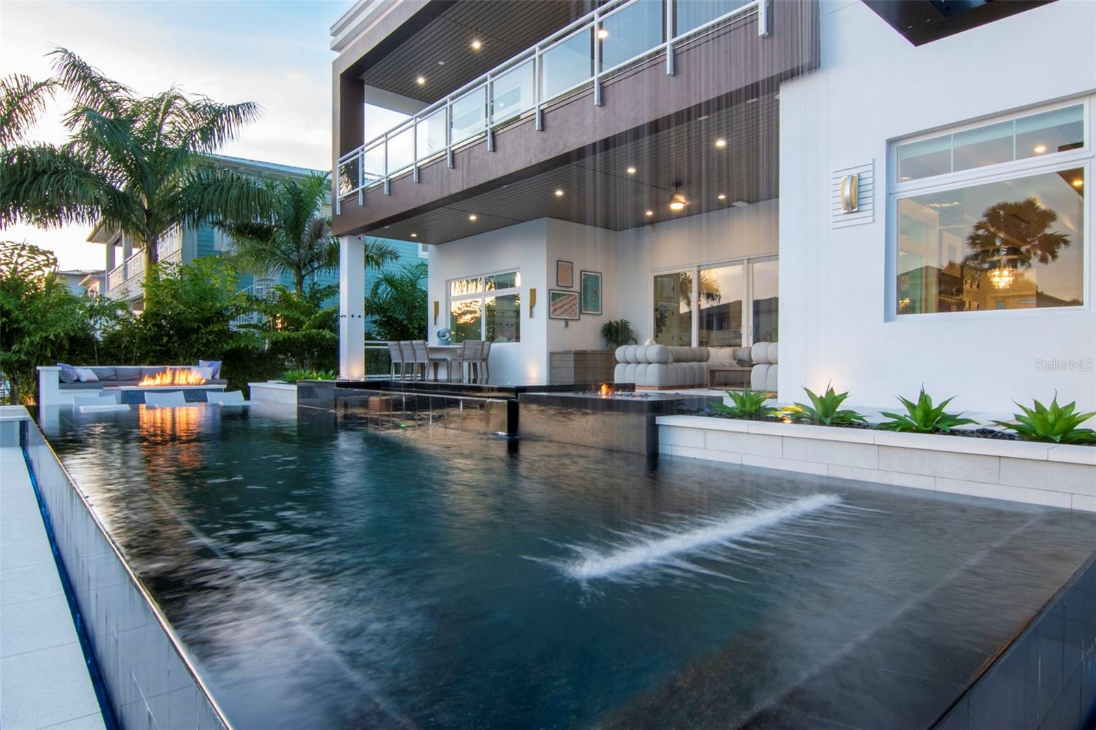 Image 35 of 42 For 4936 San Rafael Street