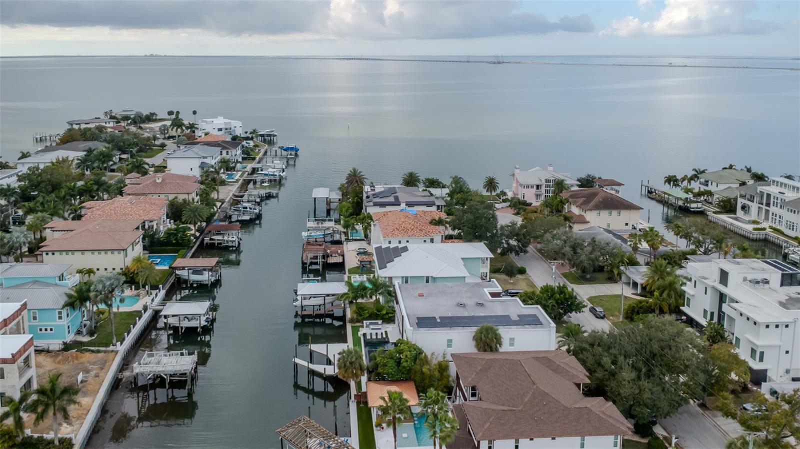 Image 5 of 42 For 4936 San Rafael Street