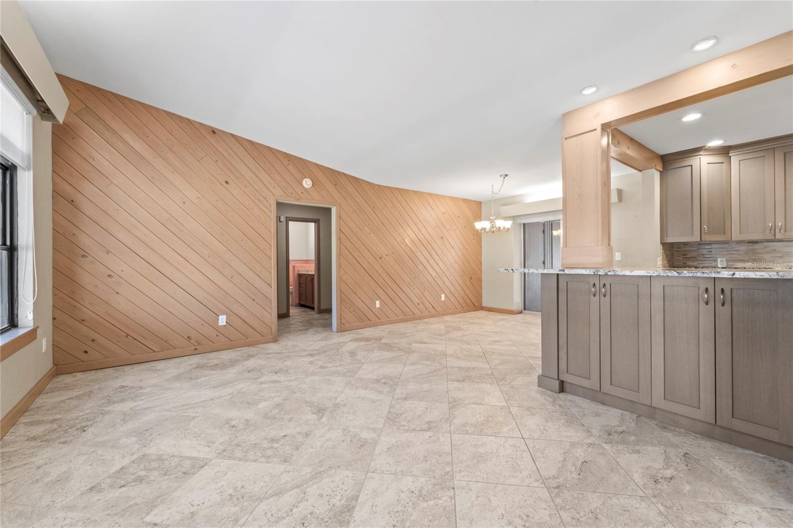 Image 13 of 73 For 3110 De Bazan Avenue