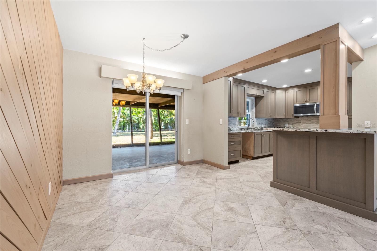 Image 16 of 73 For 3110 De Bazan Avenue