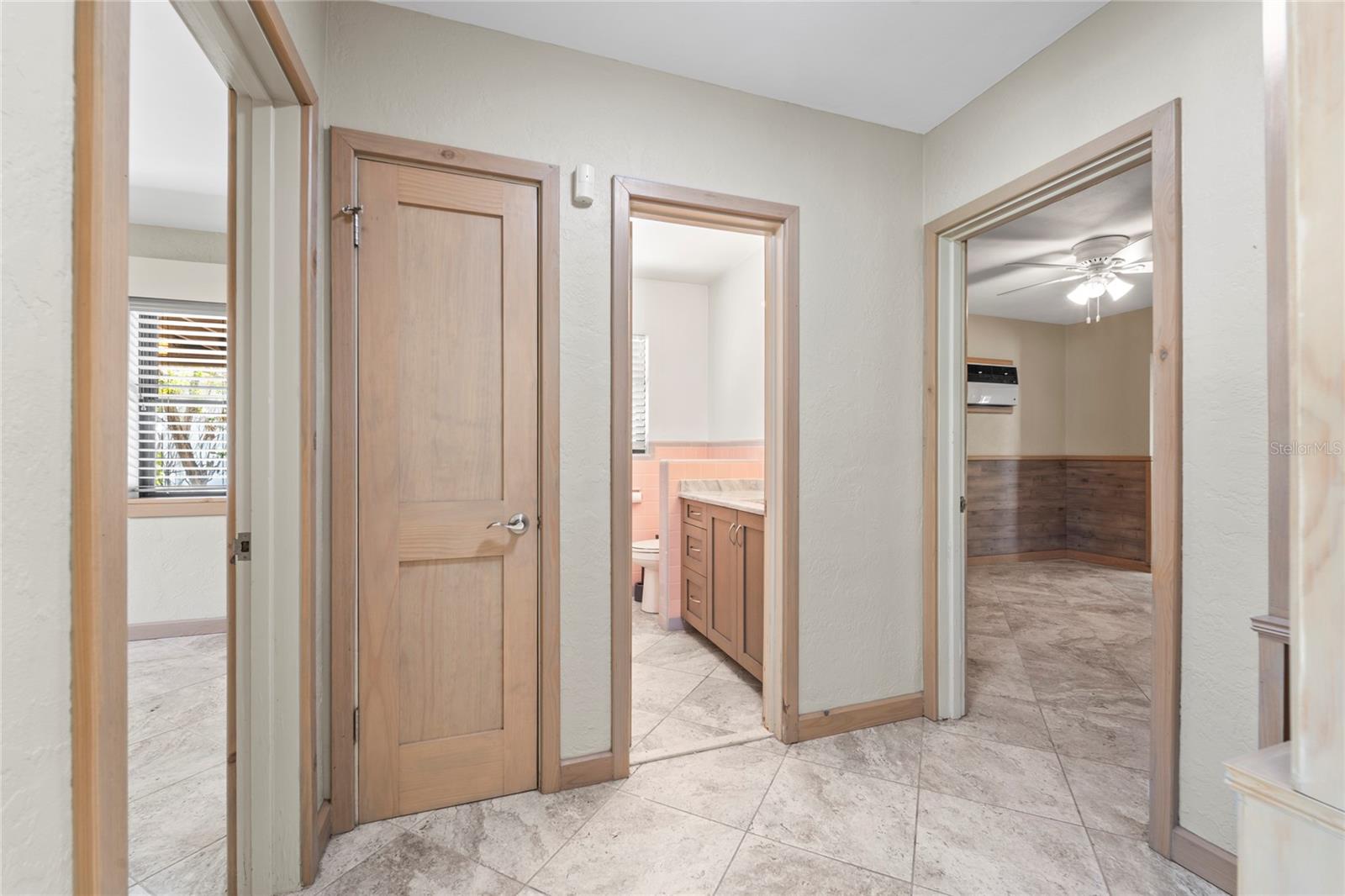 Image 18 of 73 For 3110 De Bazan Avenue