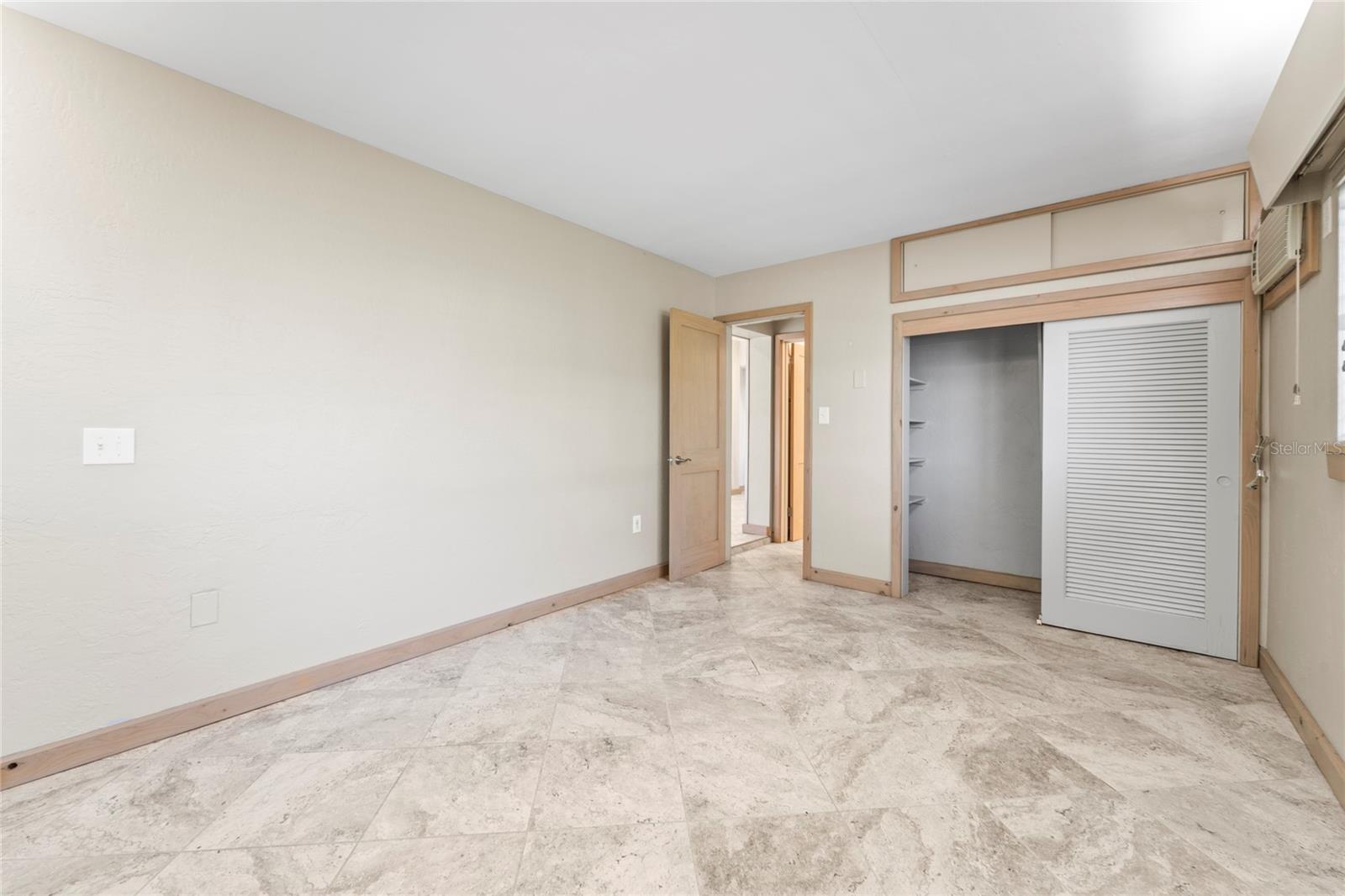 Image 32 of 73 For 3110 De Bazan Avenue