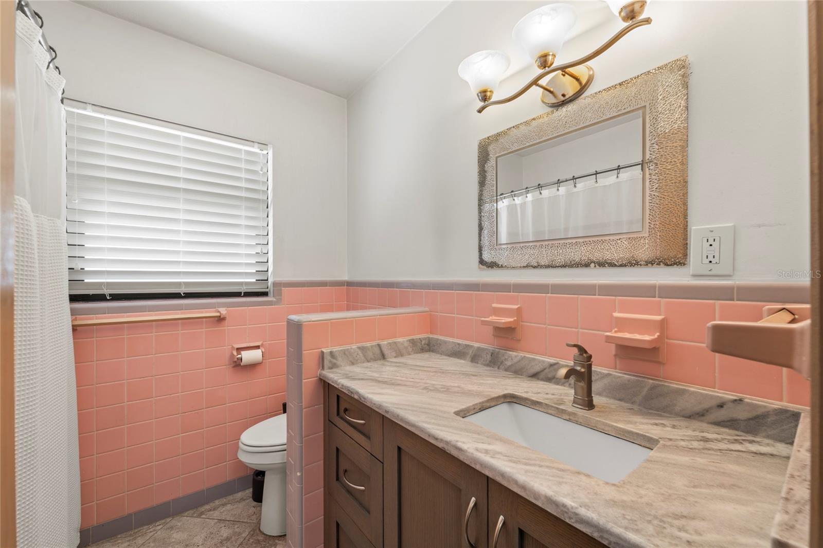 Image 47 of 73 For 3110 De Bazan Avenue