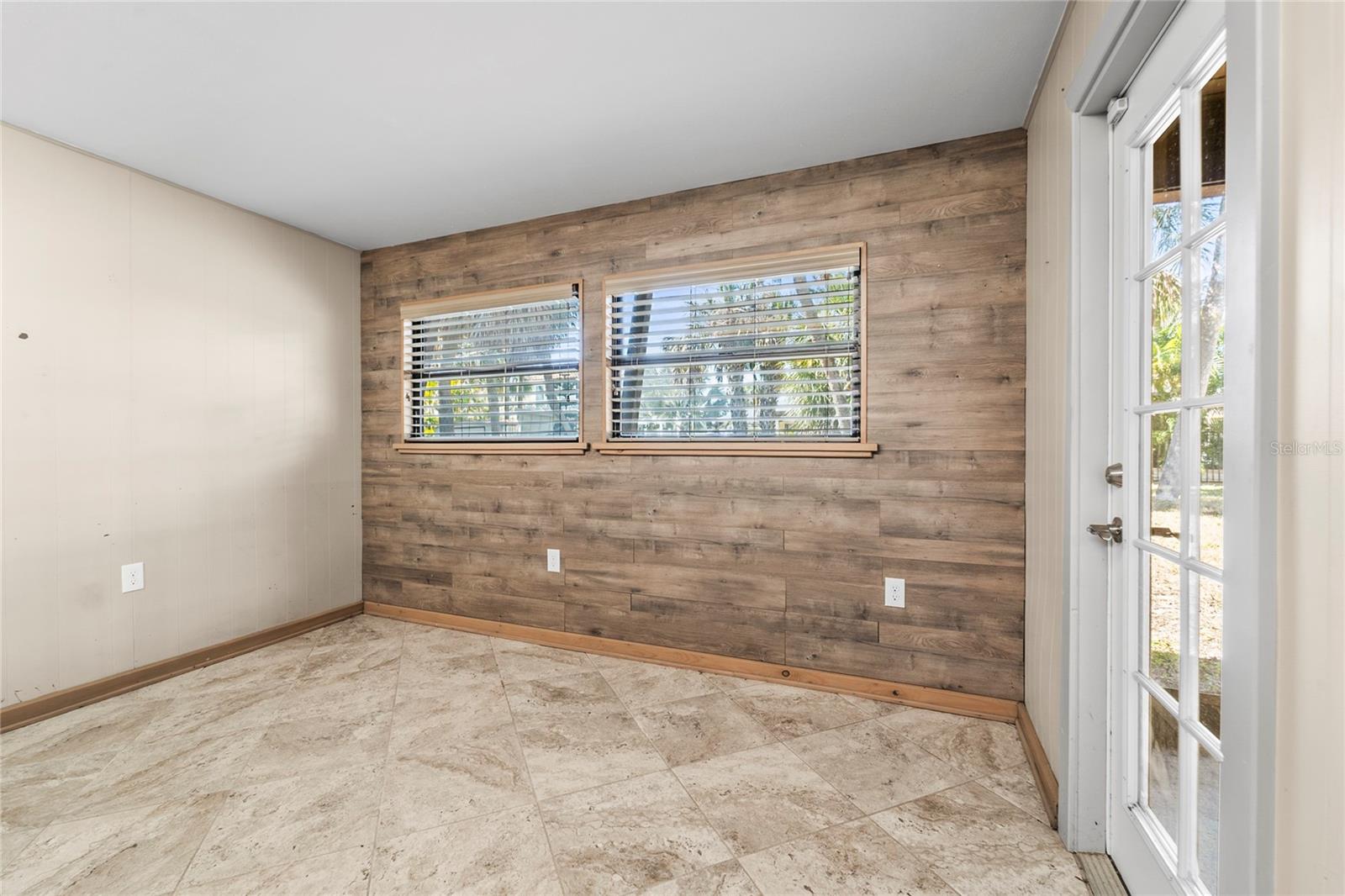 Image 48 of 73 For 3110 De Bazan Avenue