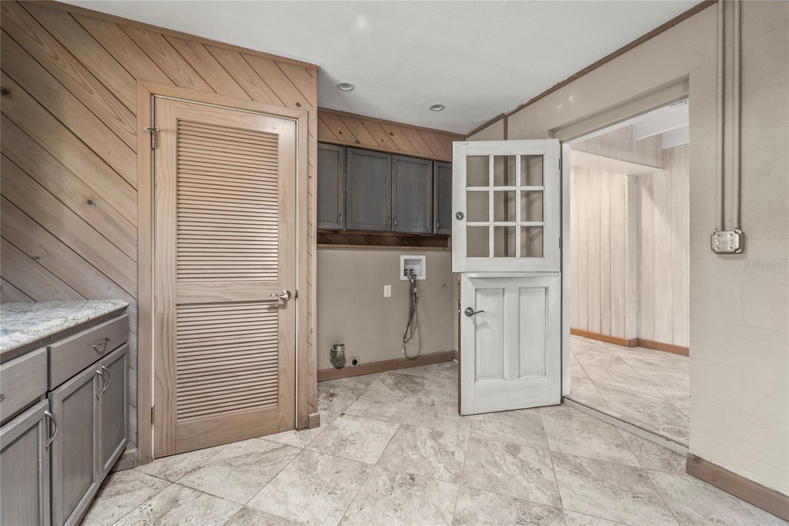 Image 53 of 73 For 3110 De Bazan Avenue