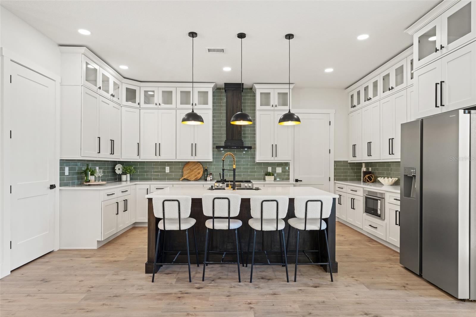 Image 14 of 63 For 4308 10th Street