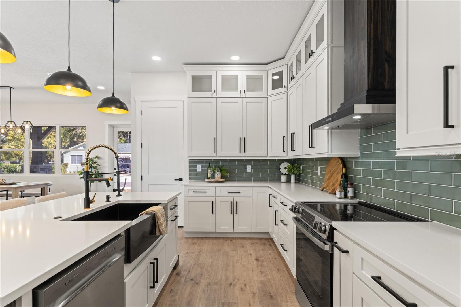 Image 17 of 63 For 4308 10th Street