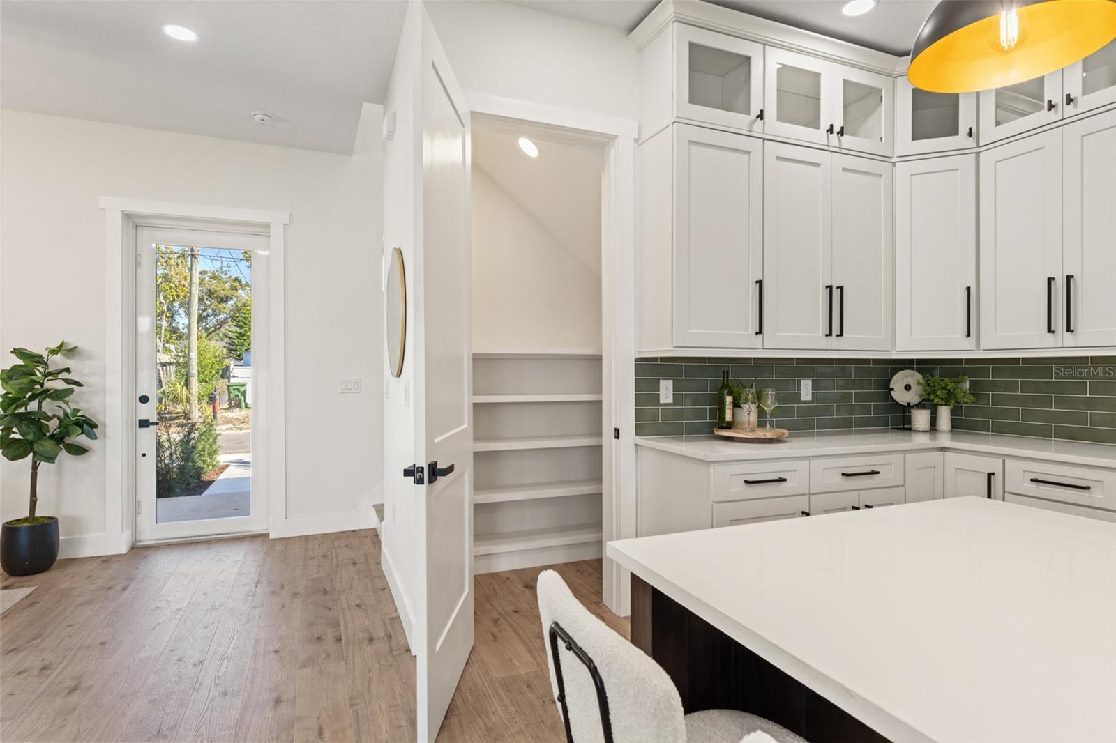 Image 18 of 63 For 4308 10th Street