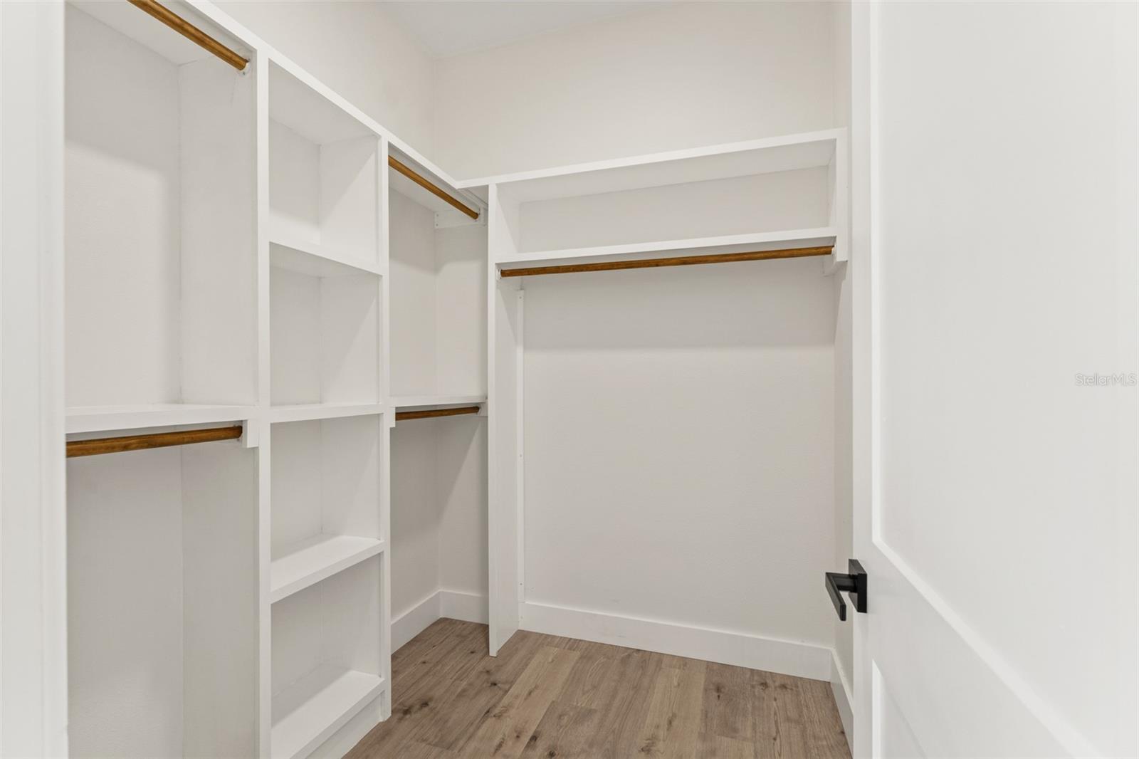 Image 34 of 63 For 4308 10th Street