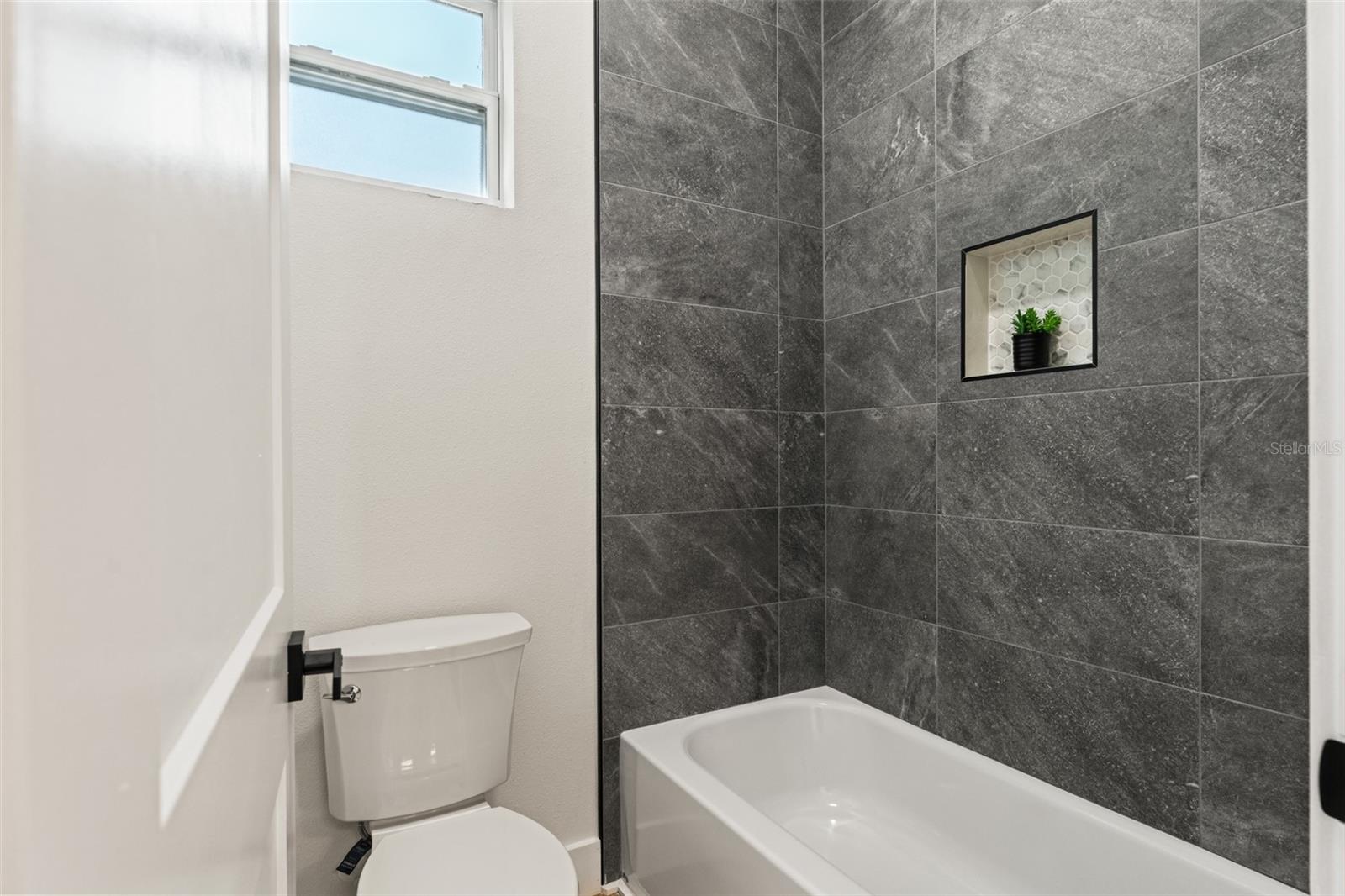 Image 39 of 63 For 4308 10th Street