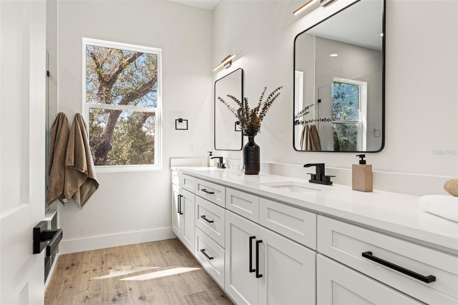 Image 46 of 63 For 4308 10th Street