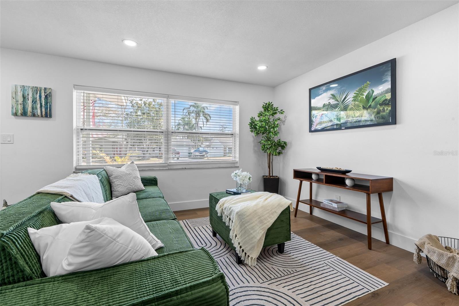 Image 13 of 43 For 1480 Fairfield Drive