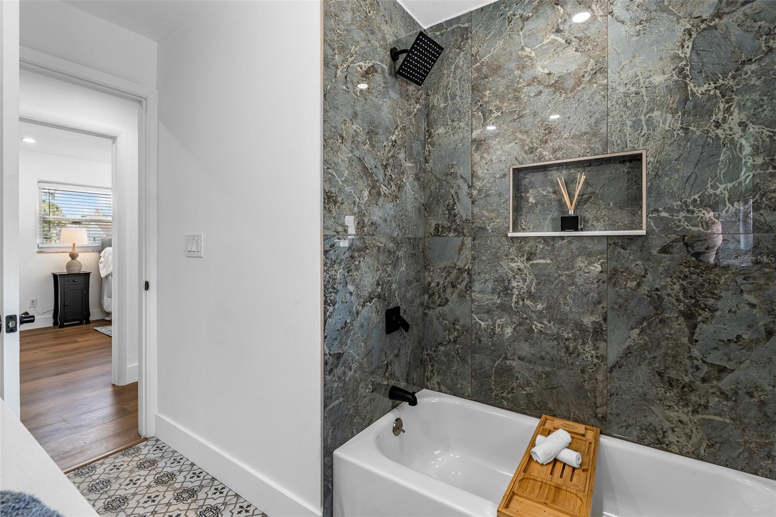 Image 20 of 43 For 1480 Fairfield Drive