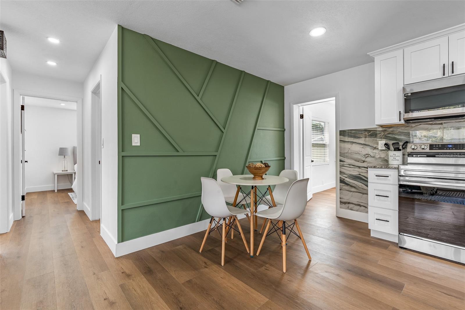 Image 8 of 43 For 1480 Fairfield Drive