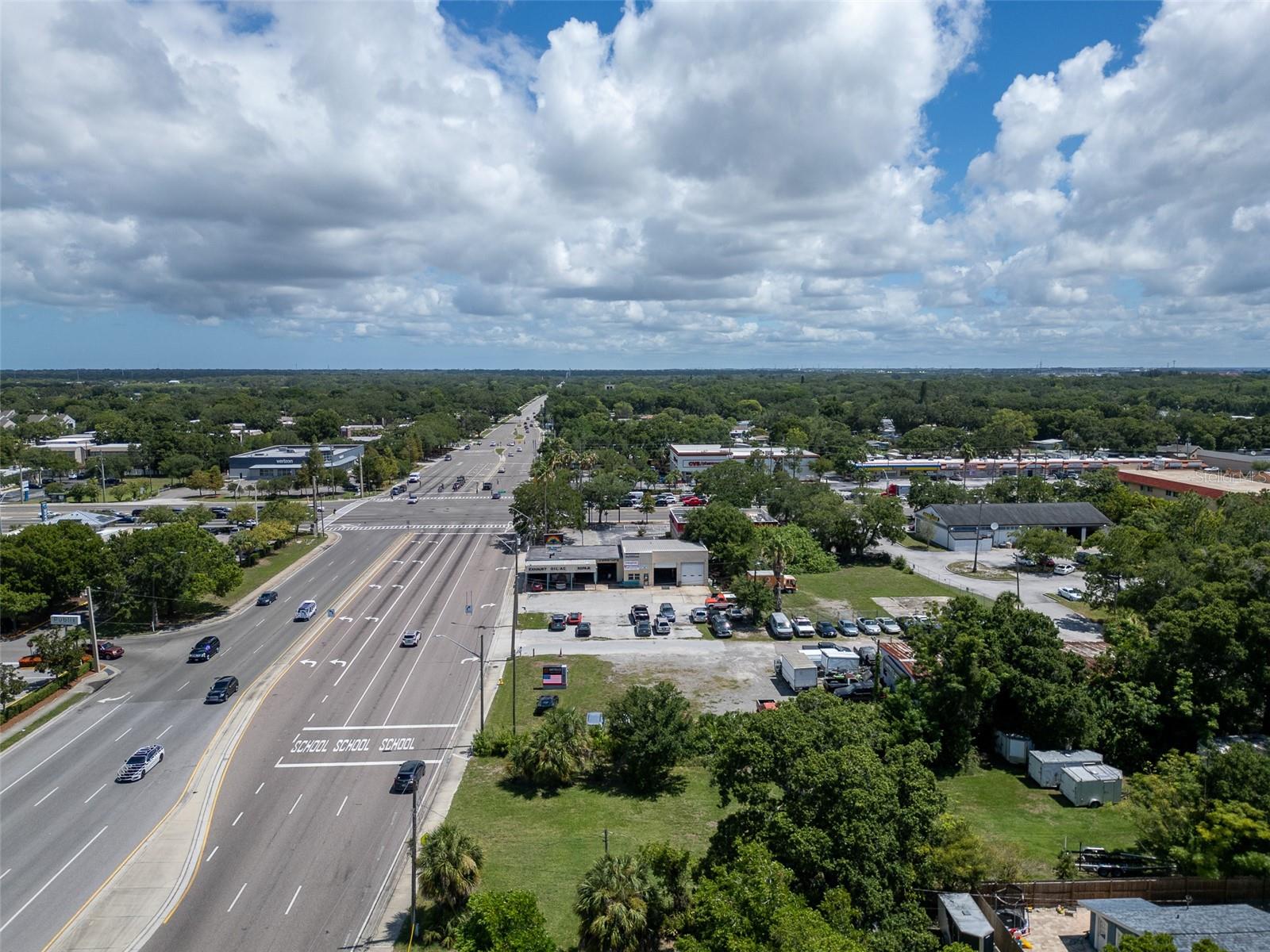 Image 3 of 30 For 191 Belcher Road S