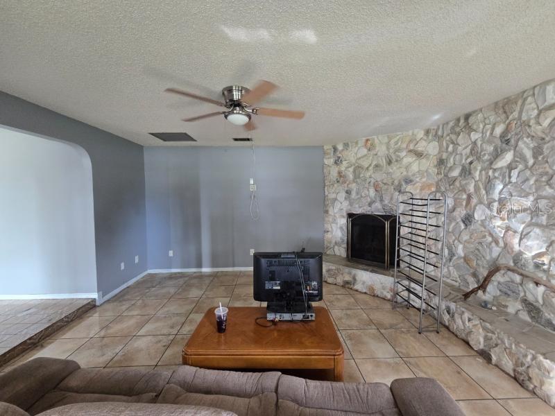 Image 14 of 16 For 399 Pepper Street