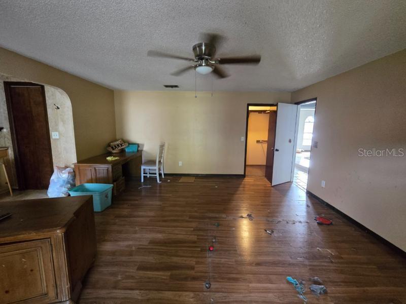 Image 4 of 16 For 399 Pepper Street