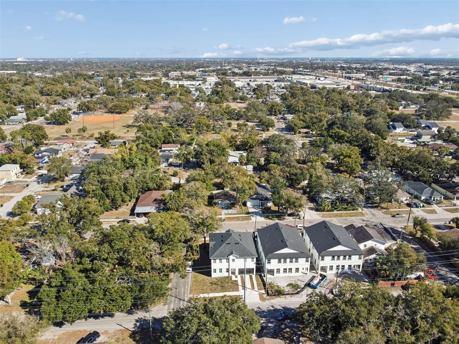 Image 18 of 32 For 2801 19th Avenue