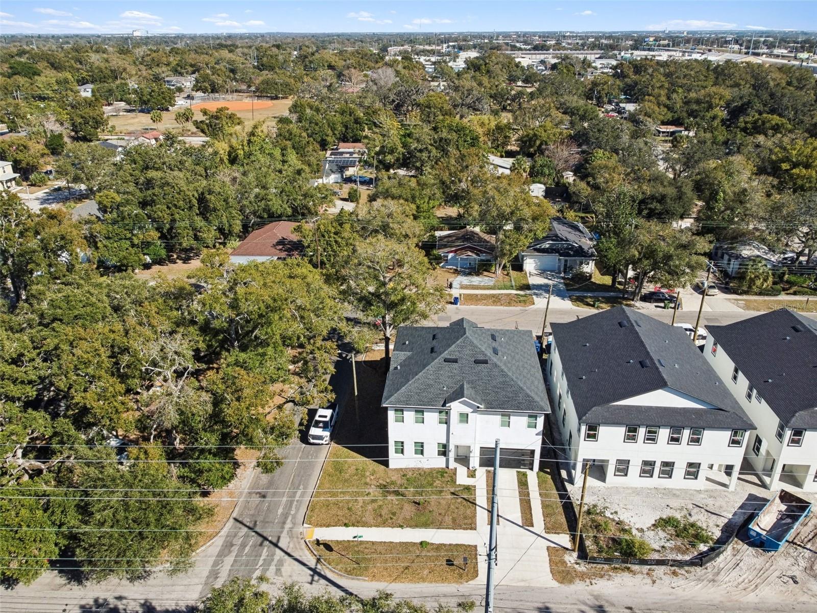 Image 21 of 32 For 2801 19th Avenue