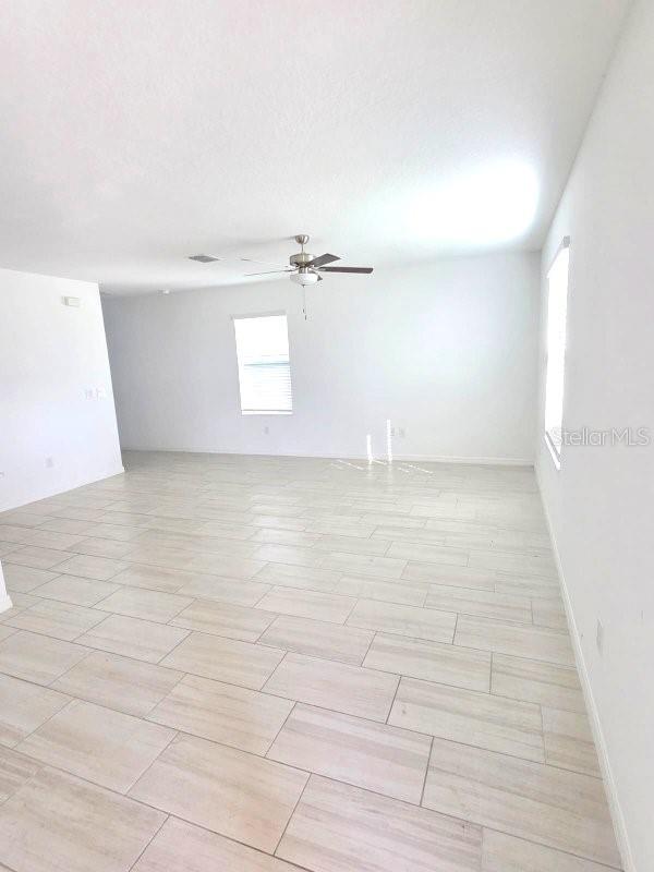 Image 7 of 12 For 2554 Leonia Lane