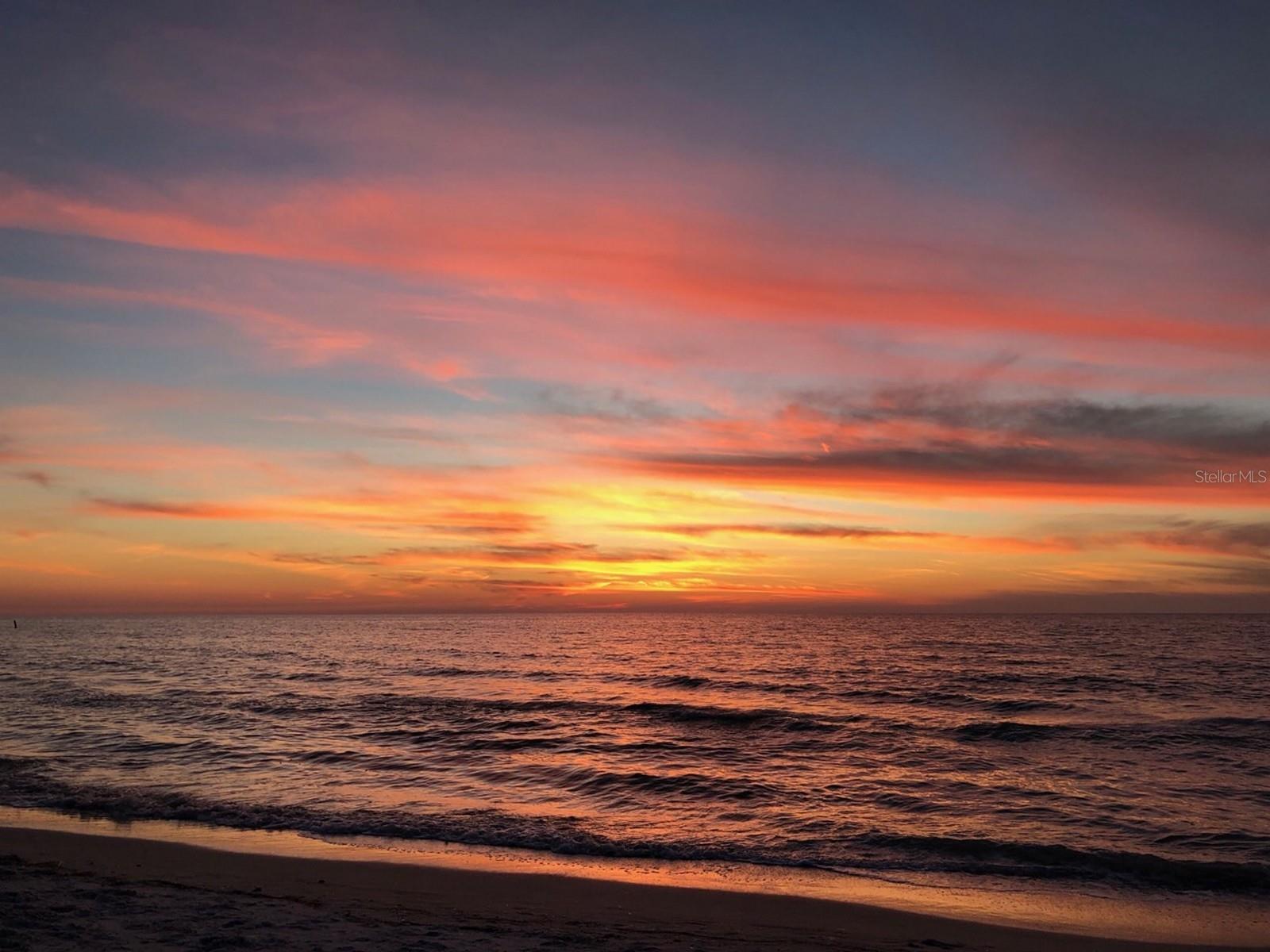 Image 14 of 46 For 100 Bluff View Drive 317a