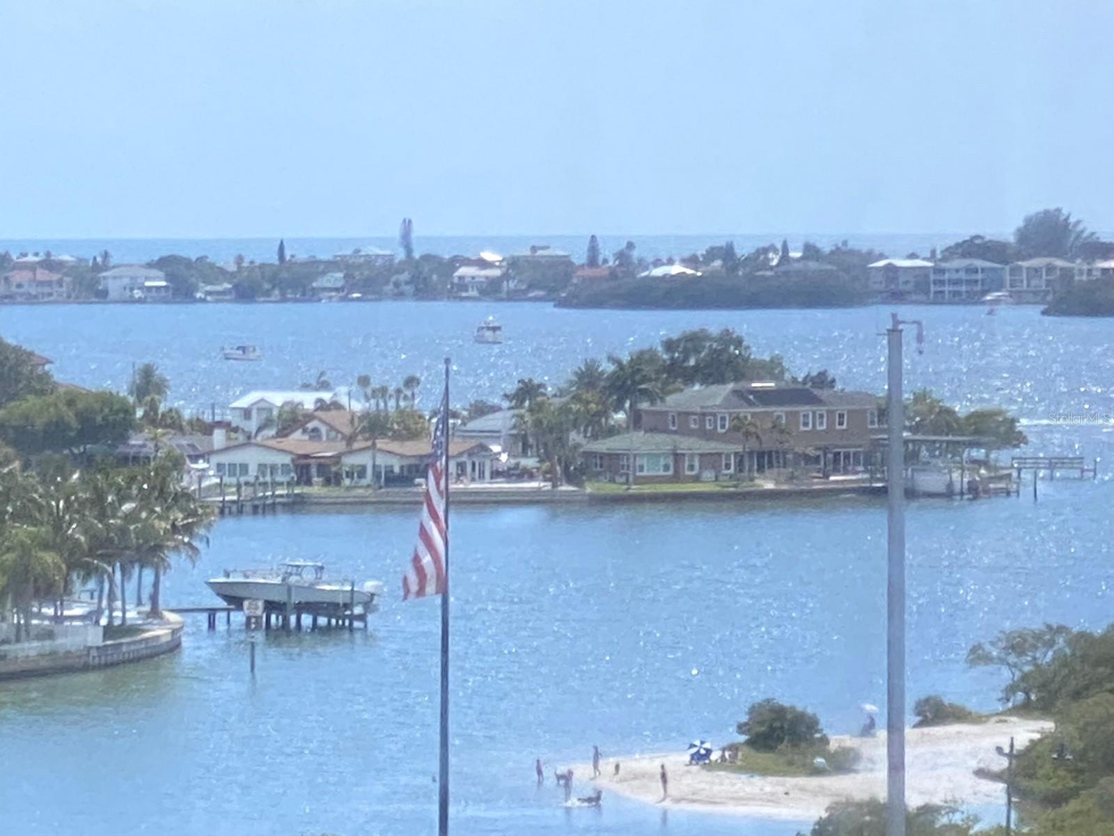 Image 16 of 46 For 100 Bluff View Drive 317a