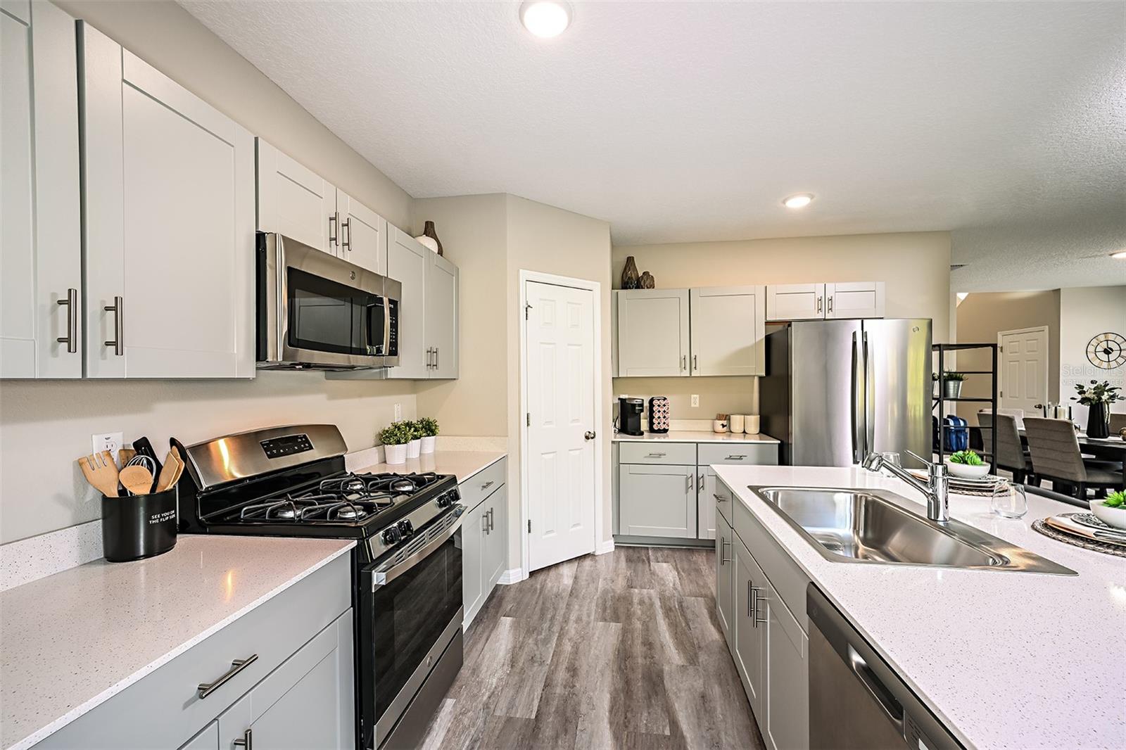 Image 5 of 29 For 36671 Sagemoor Drive