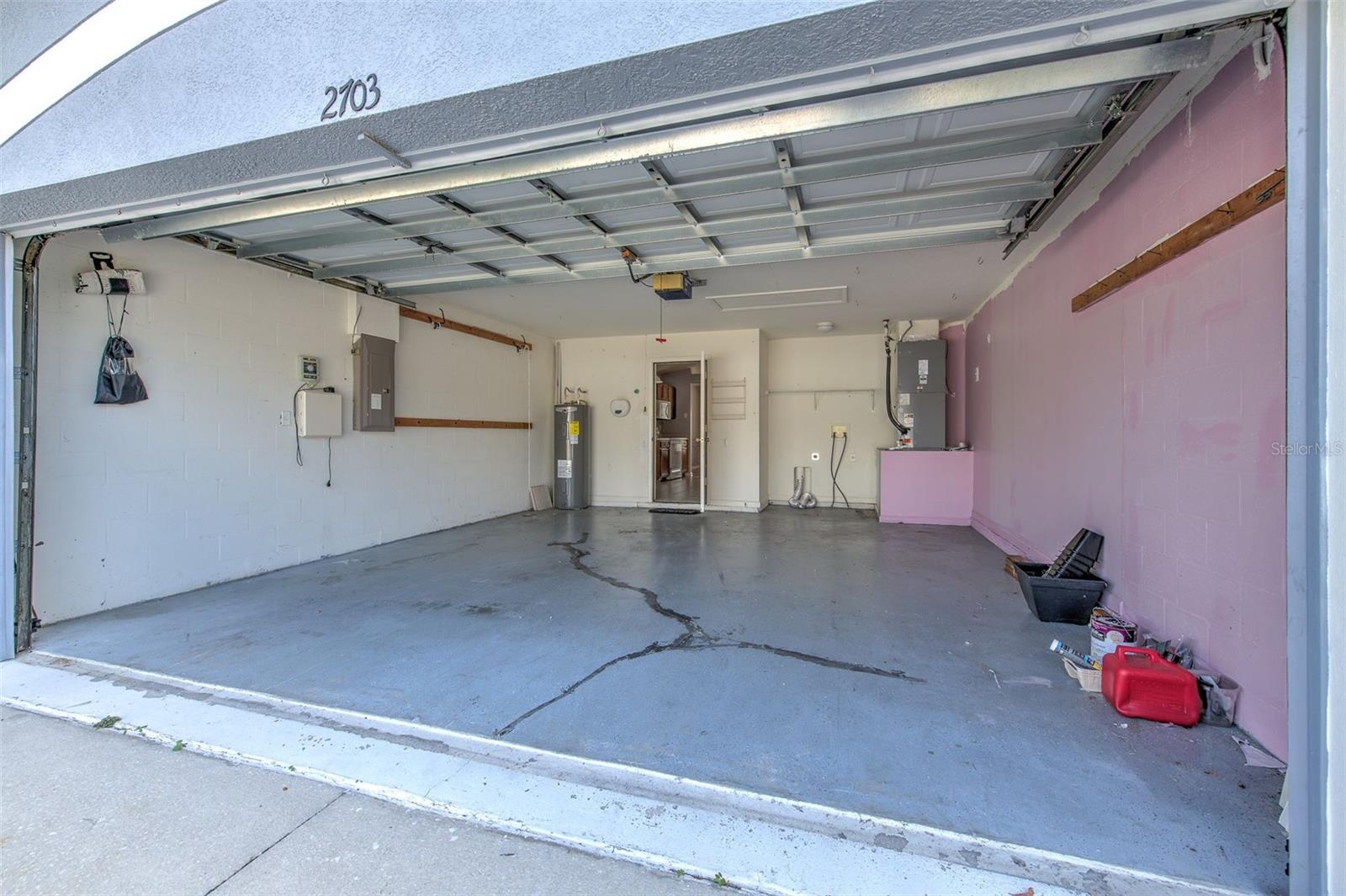 Image 3 of 40 For 2703 Breakwater Court
