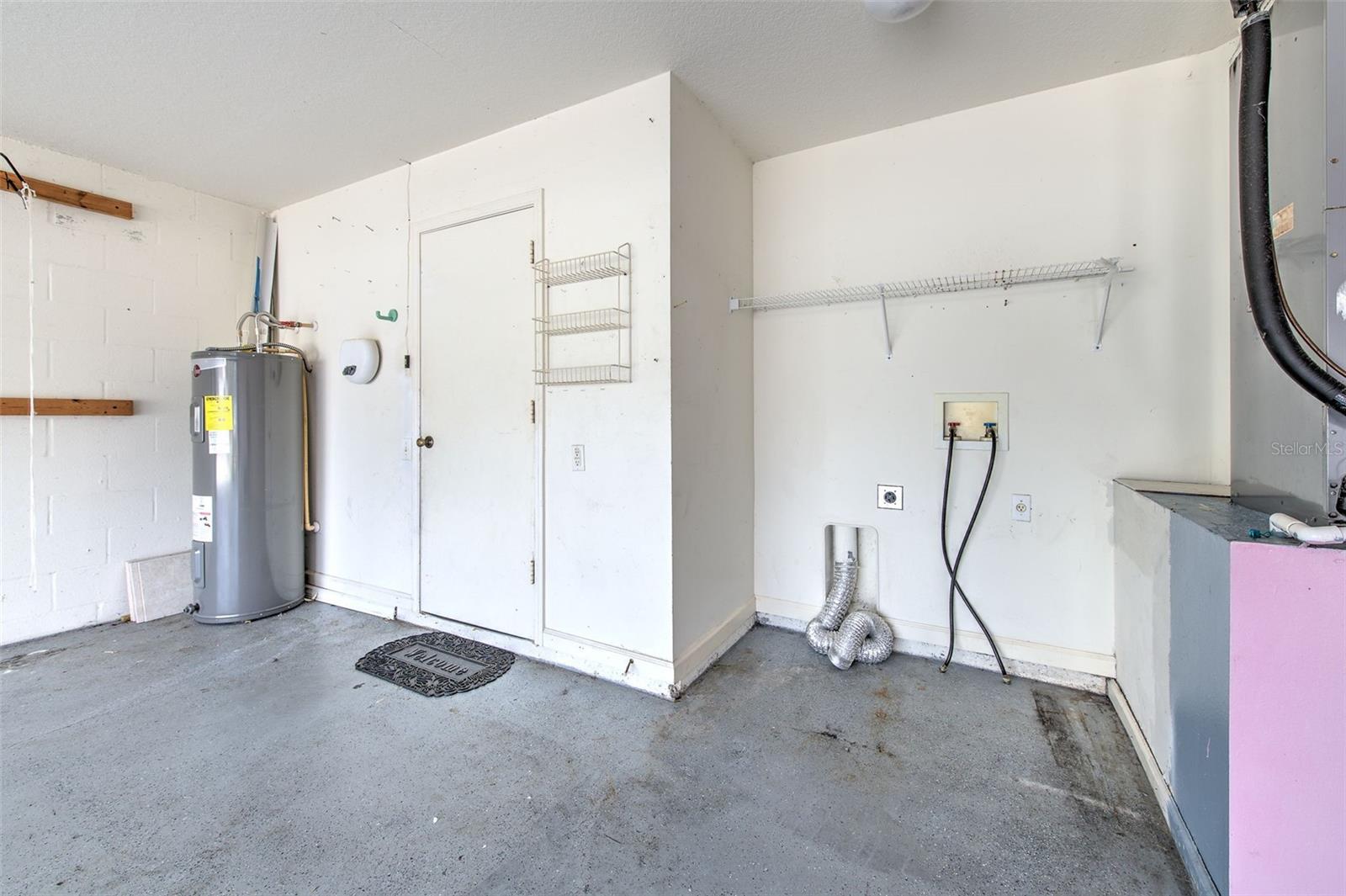 Image 4 of 40 For 2703 Breakwater Court