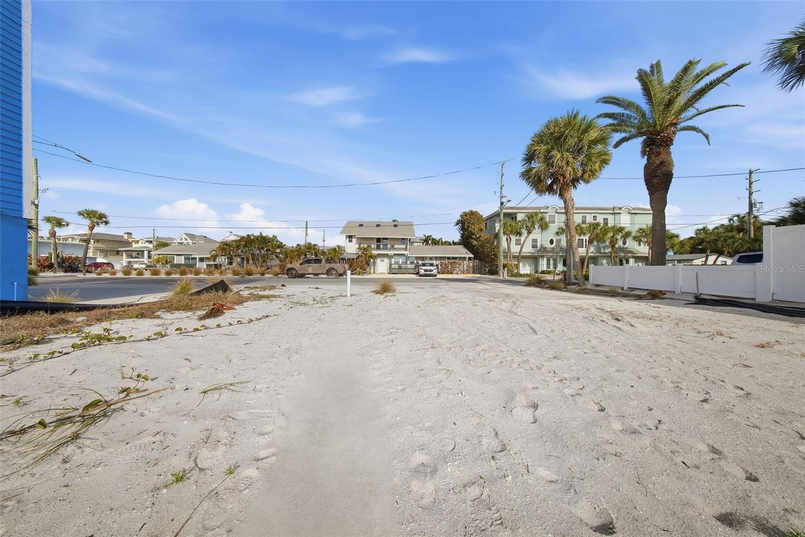 Image 26 of 28 For 8430 Gulf Boulevard