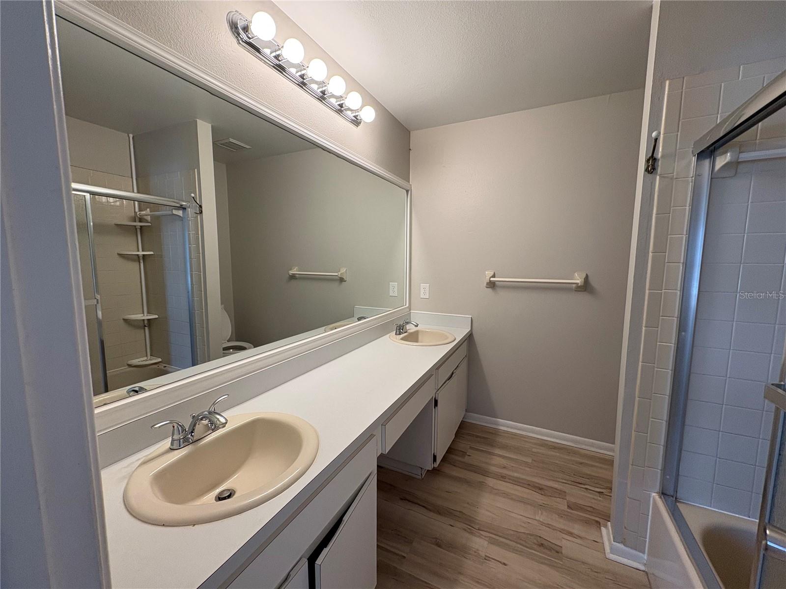 Image 25 of 35 For 4009 Forecast Drive