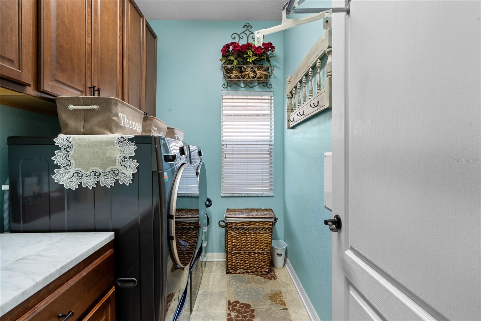 Image 21 of 66 For 11012 Oyster Bay Circle