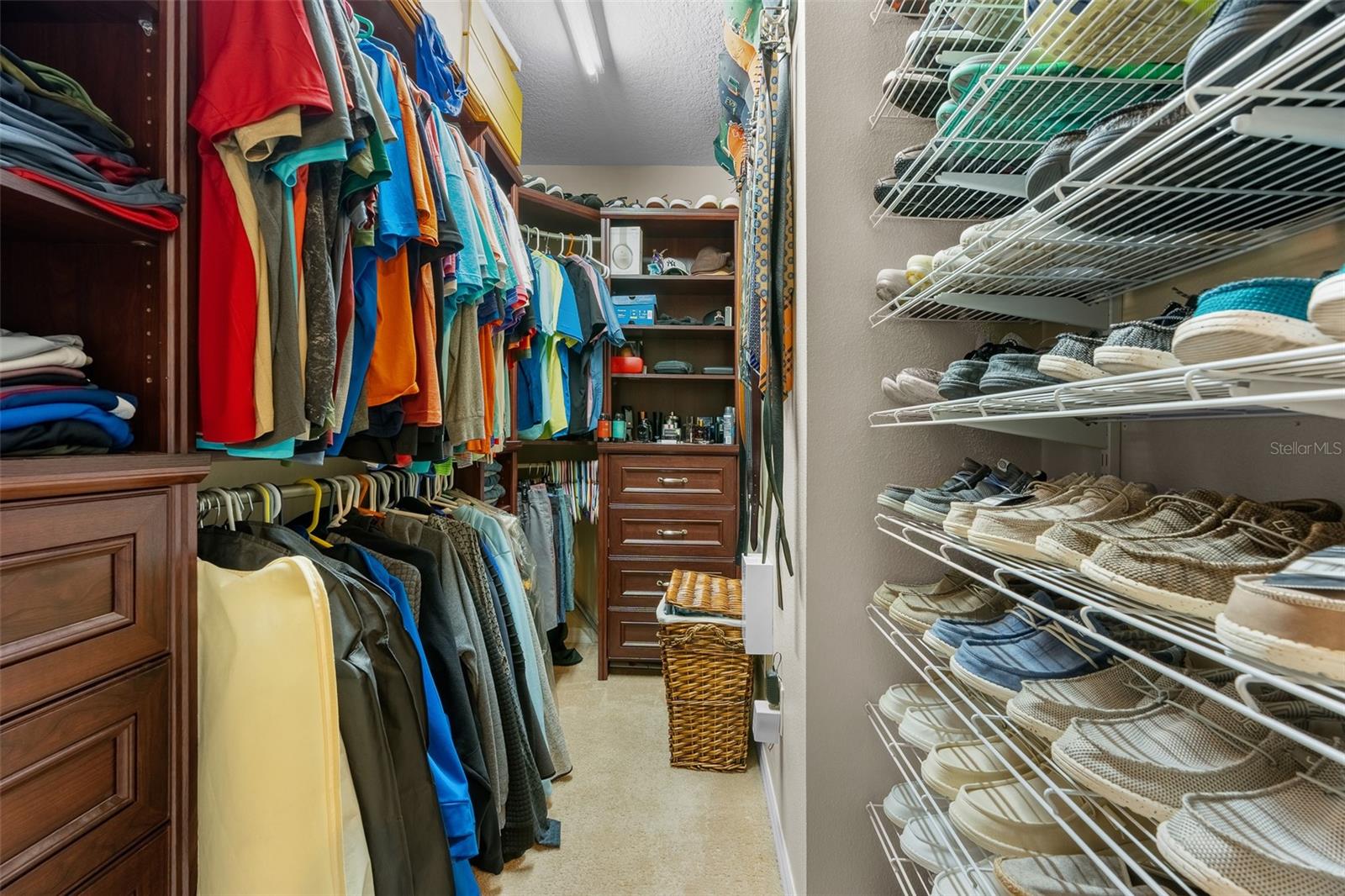 Image 36 of 66 For 11012 Oyster Bay Circle