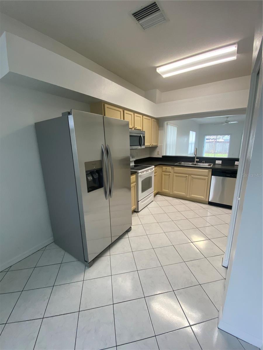 Image 5 of 23 For 1626 Prowmore Drive