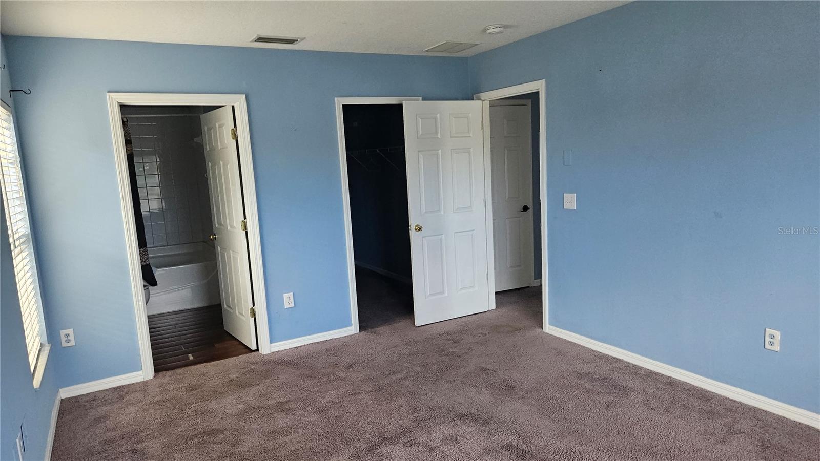 Image 16 of 42 For 6836 Aramon Court