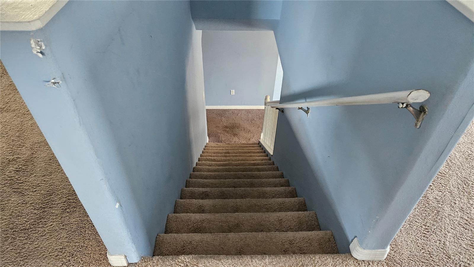 Image 26 of 42 For 6836 Aramon Court