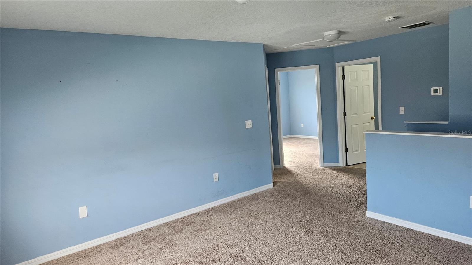 Image 29 of 42 For 6836 Aramon Court