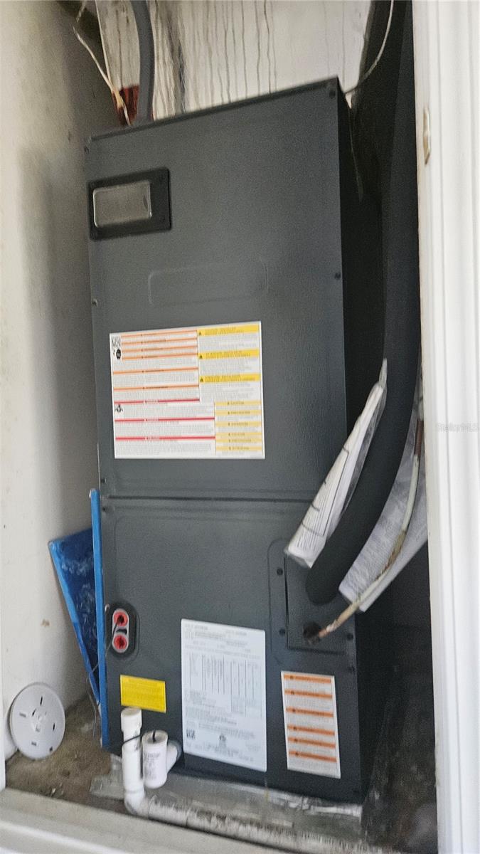 Image 30 of 42 For 6836 Aramon Court