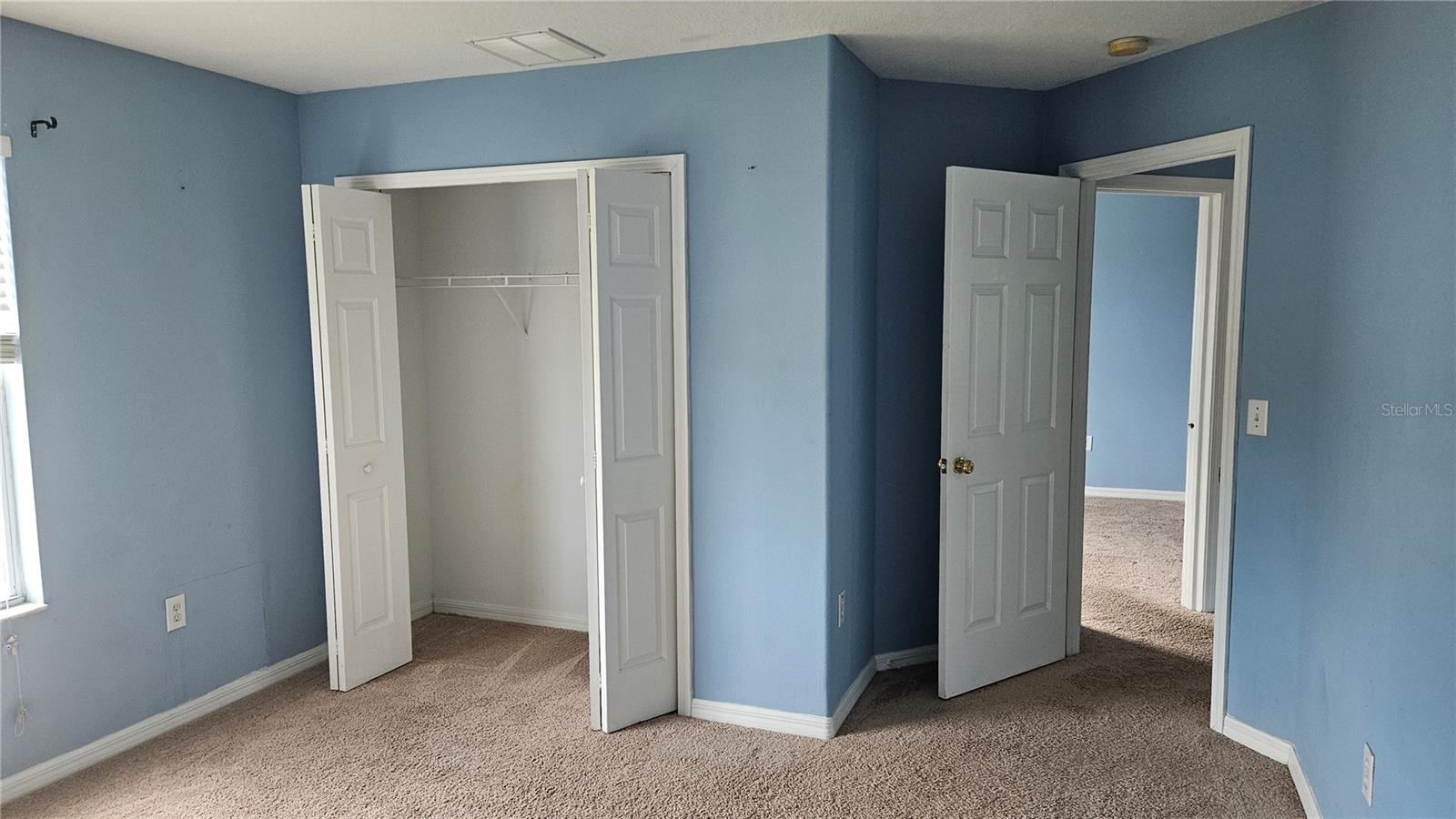 Image 32 of 42 For 6836 Aramon Court