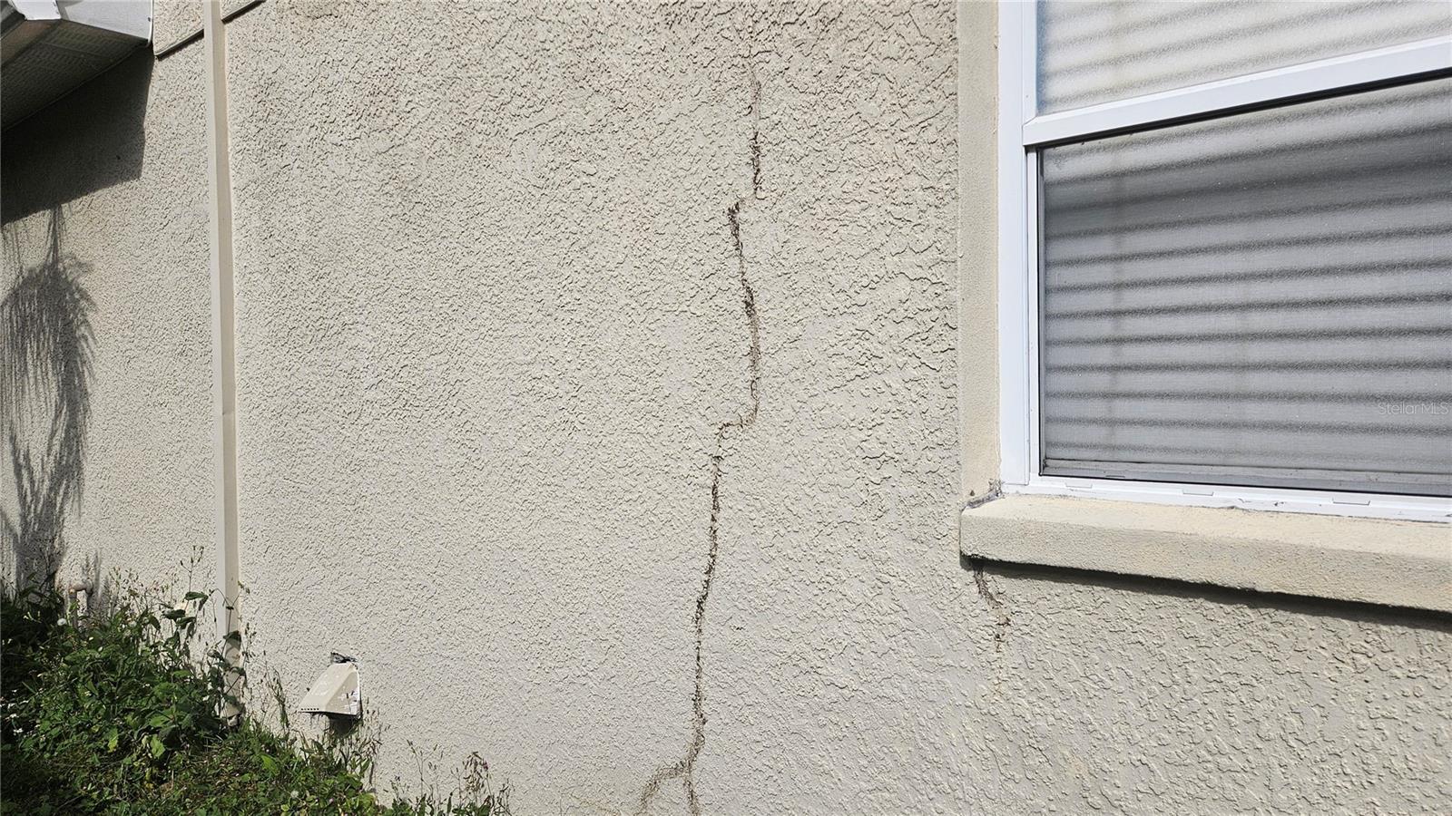 Image 6 of 42 For 6836 Aramon Court